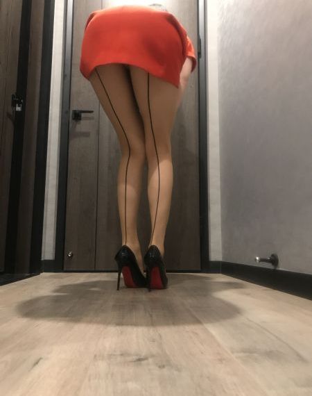 美女挤奶网站-最近字幕英文版字幕