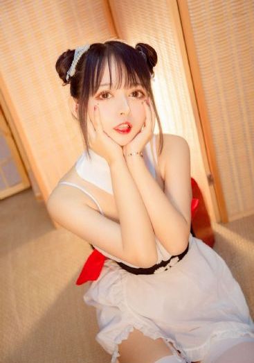女子与男子在车里偷情-免费电影完整无删减版