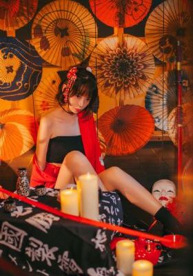 美女穿丝袜美腿热吻男人-日韩伦理欧美电影在线