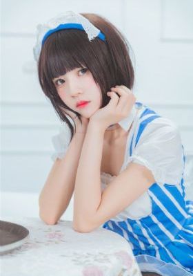 看美女的黑逼毛-完整版高清完整视频